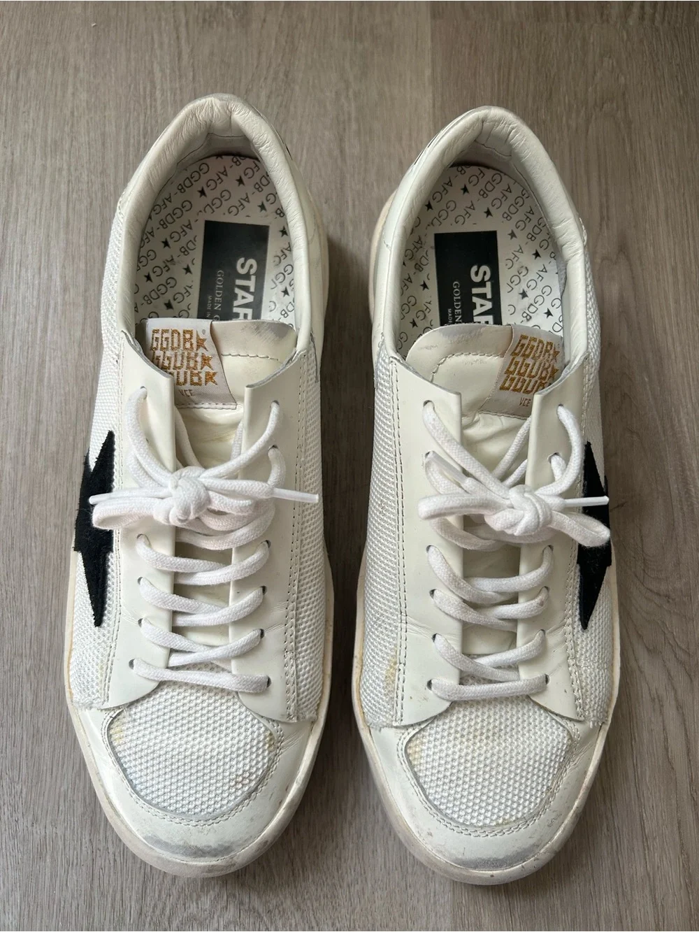 Golden Goose Men's Stardan in white mesh with black suede star 42 - Picture 4 of 12